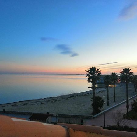 Le Sud Sur Plage Meze Luaran gambar
